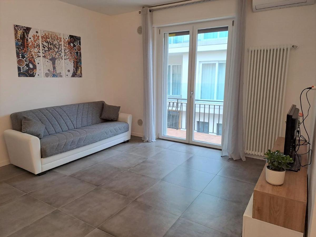 Lux Family Apartment Bardolino Buitenkant foto